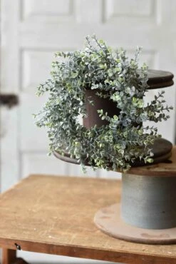 Shade Envy Candle Ring, 13"