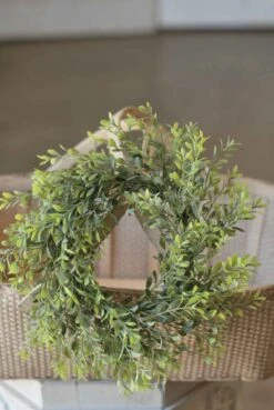 Basil Boxwood Candle Ring, 12"