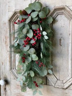 Pineberry Eucalyptus Drop, 28"