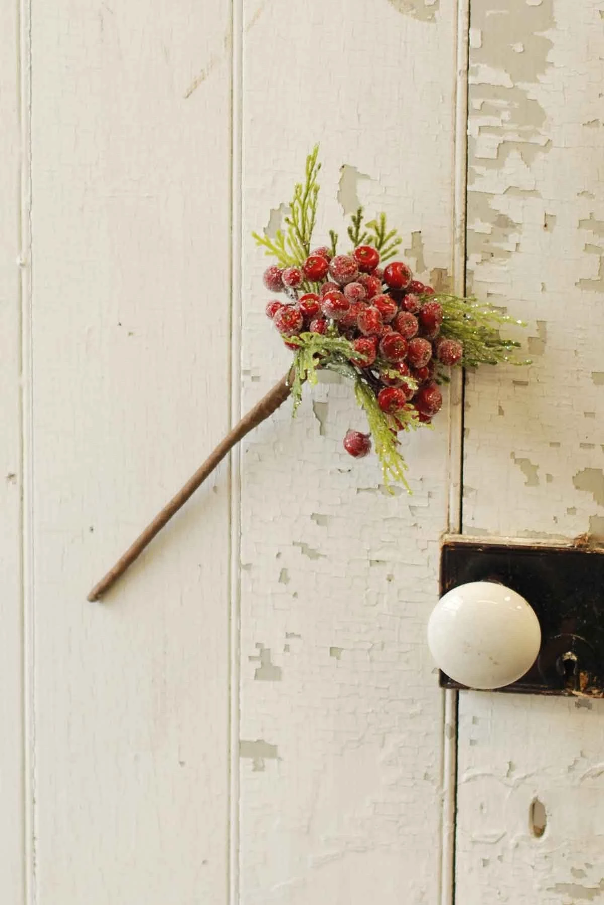 Icy Berry & Cedar Pick, Red, 10” 4 Icy Berry & Cedar Pick, Red, 10” - Image 4